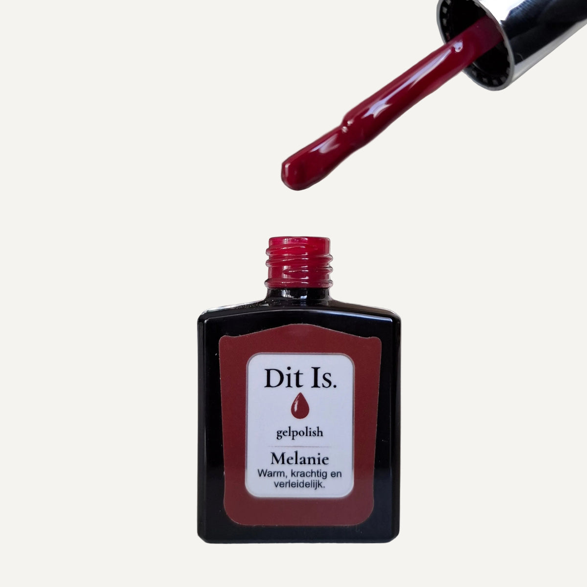 Dit Is. Gelpolish Melanie – Diep Bordeauxrood | 15 ml