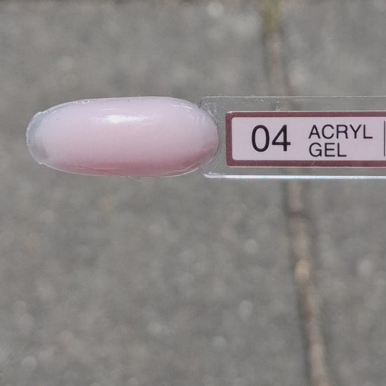 Quida Acrylgel 4 Talula - zachtroze nude acrylgel tube 60gr in het zonlicht, textuur en consistentie zichtbaar