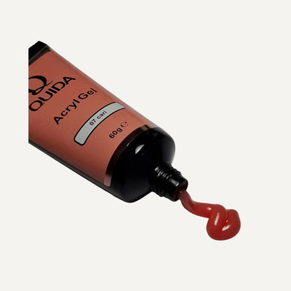 Quida Acrylgel 07 Cari 60g tube met terracotta koraal gel die uit de opening komt